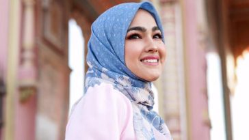 Elfira Loy | 6