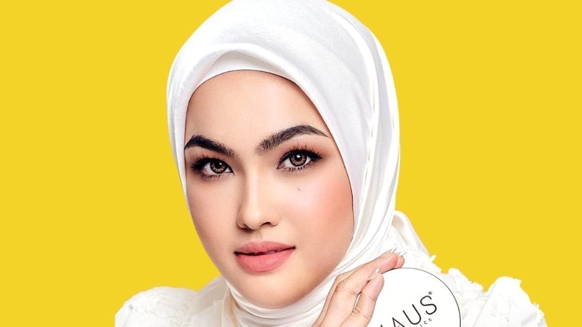 Elfira Loy Copy | 1