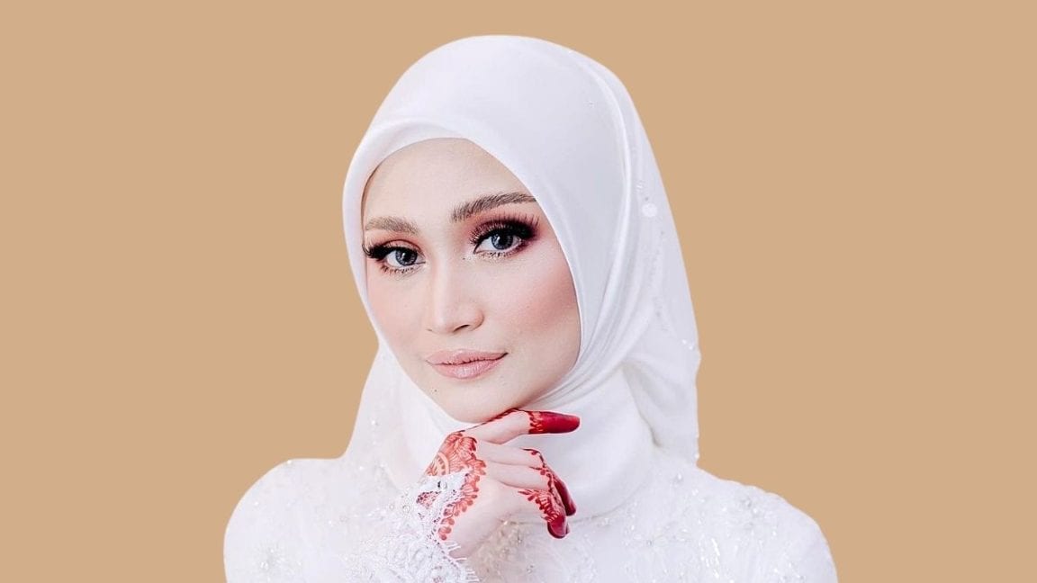 Ayda Jebat Nikah | 1