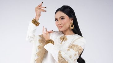 ZIHA SALLEH